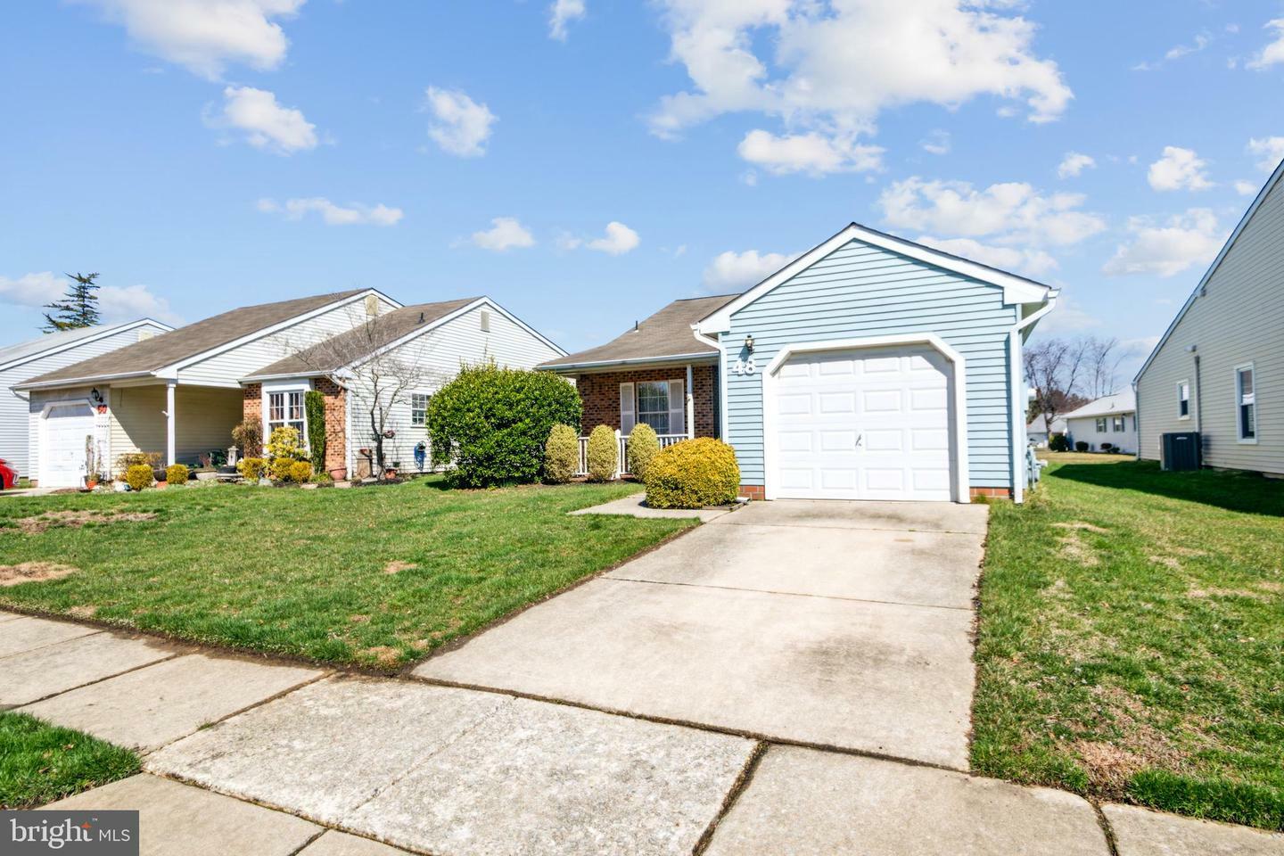 Property Photo: 48 Eddystone Way NJ 08054
