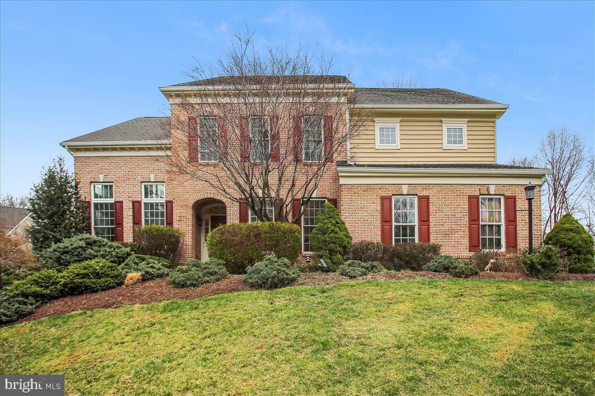 35400 Autumn Ridge Court  Round Hill VA 20141 photo