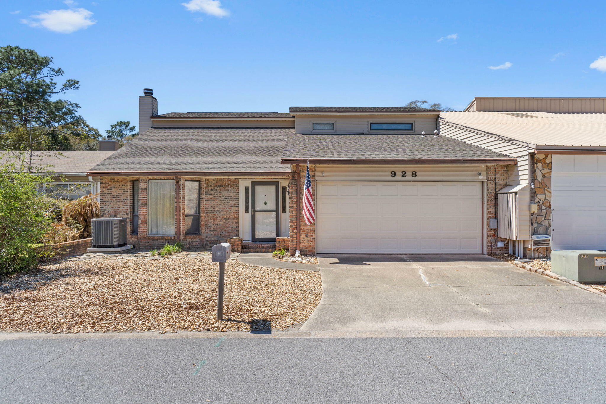 928 Holbrook Circle  Fort Walton Beach FL 32547 photo