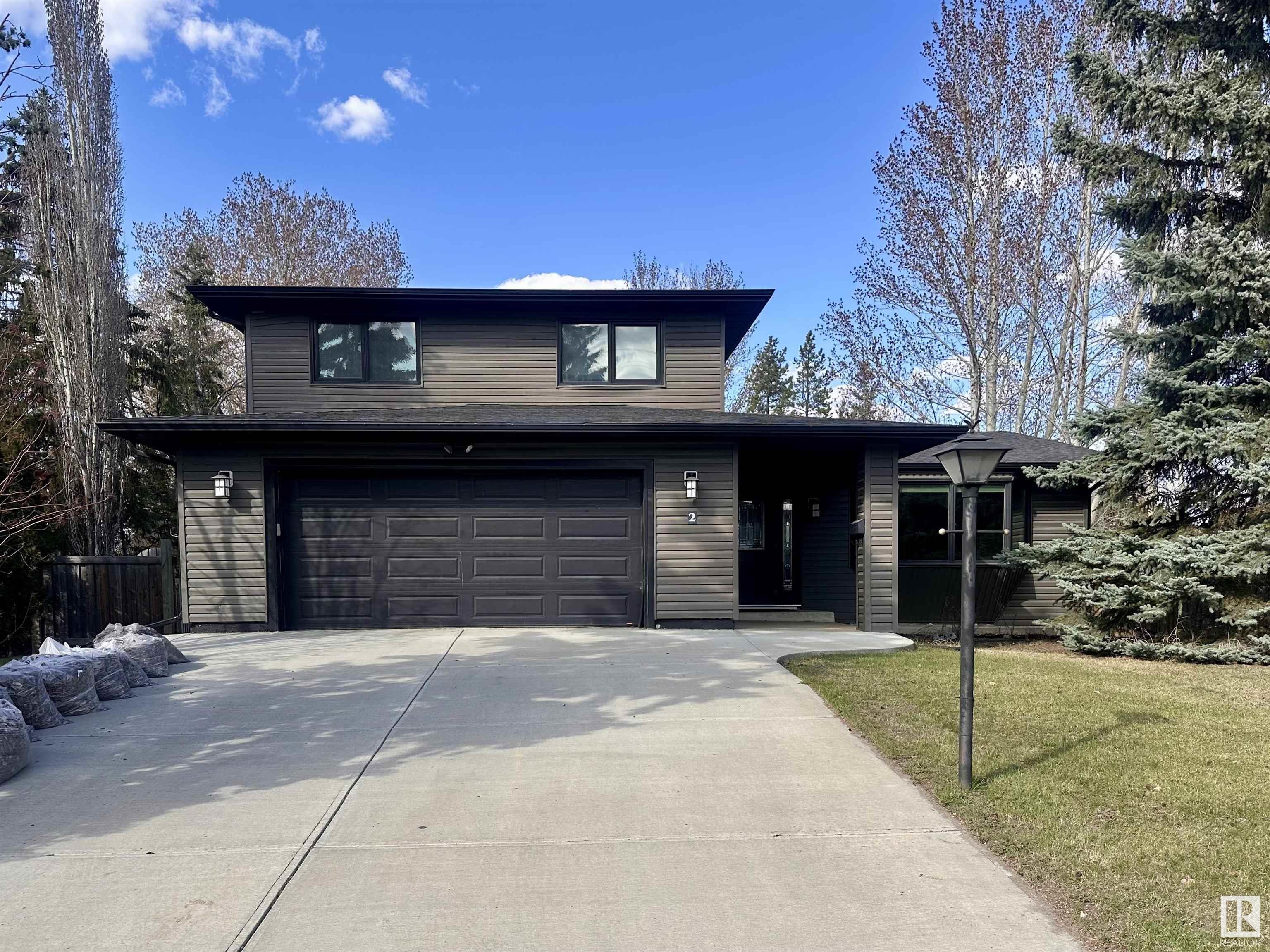 Property Photo: 2 Westbrook Drive NW AB T6J 2C9