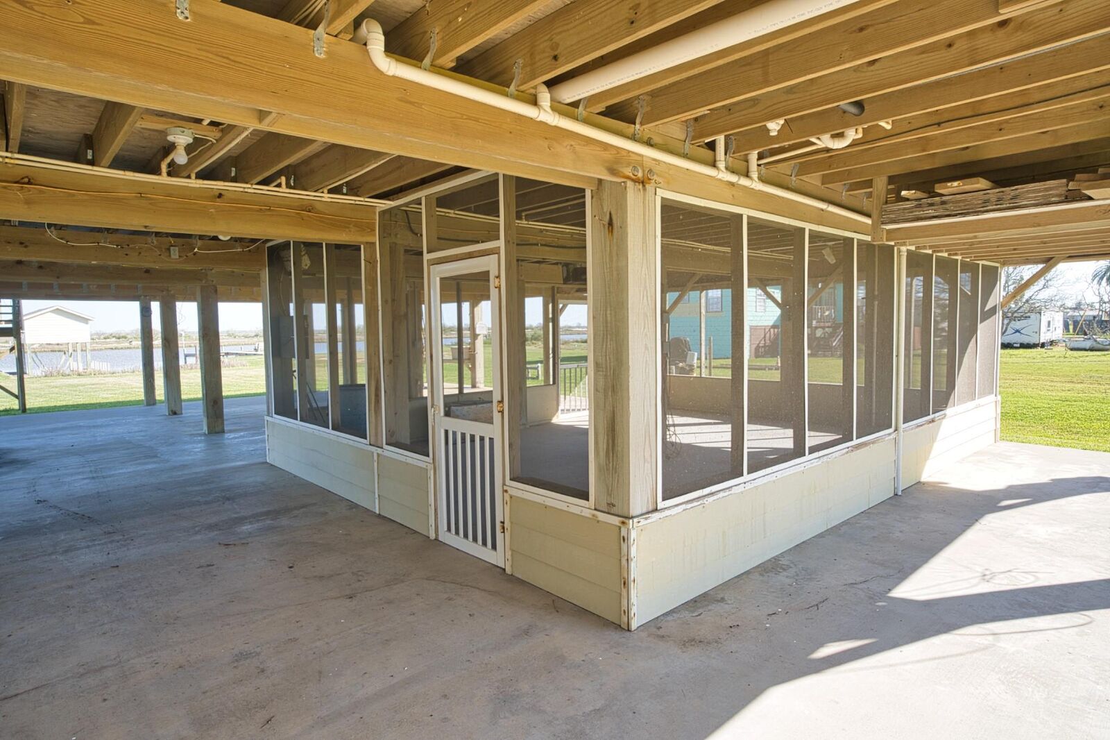 Property Photo: 1709 County Road 441D TX 77422