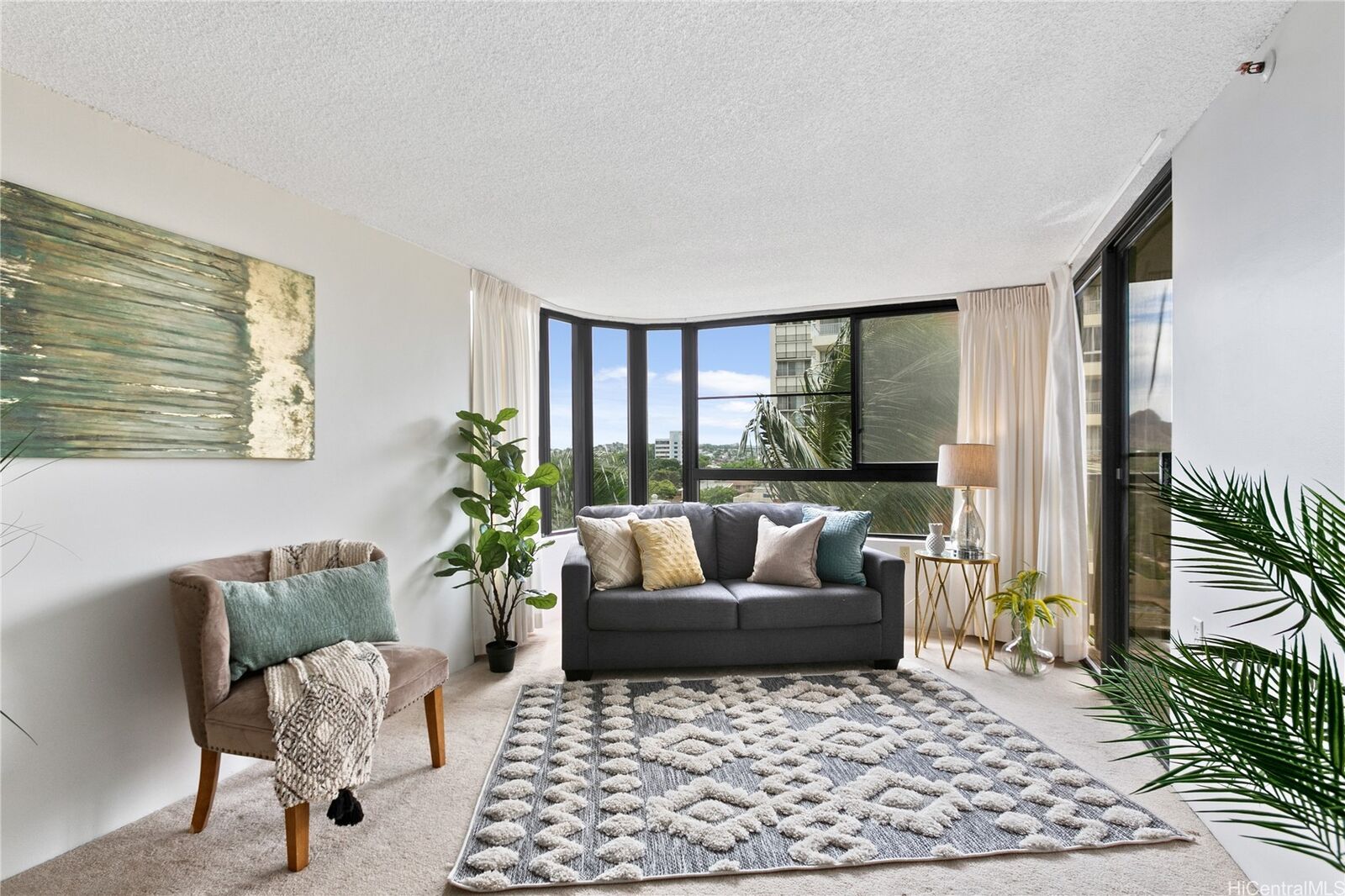 Property Photo:  2724 Kahoaloha Lane 804  HI 96826 