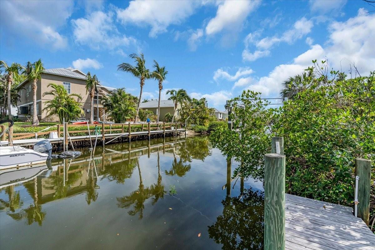 Property Photo: 328 Channel Lane FL 34275