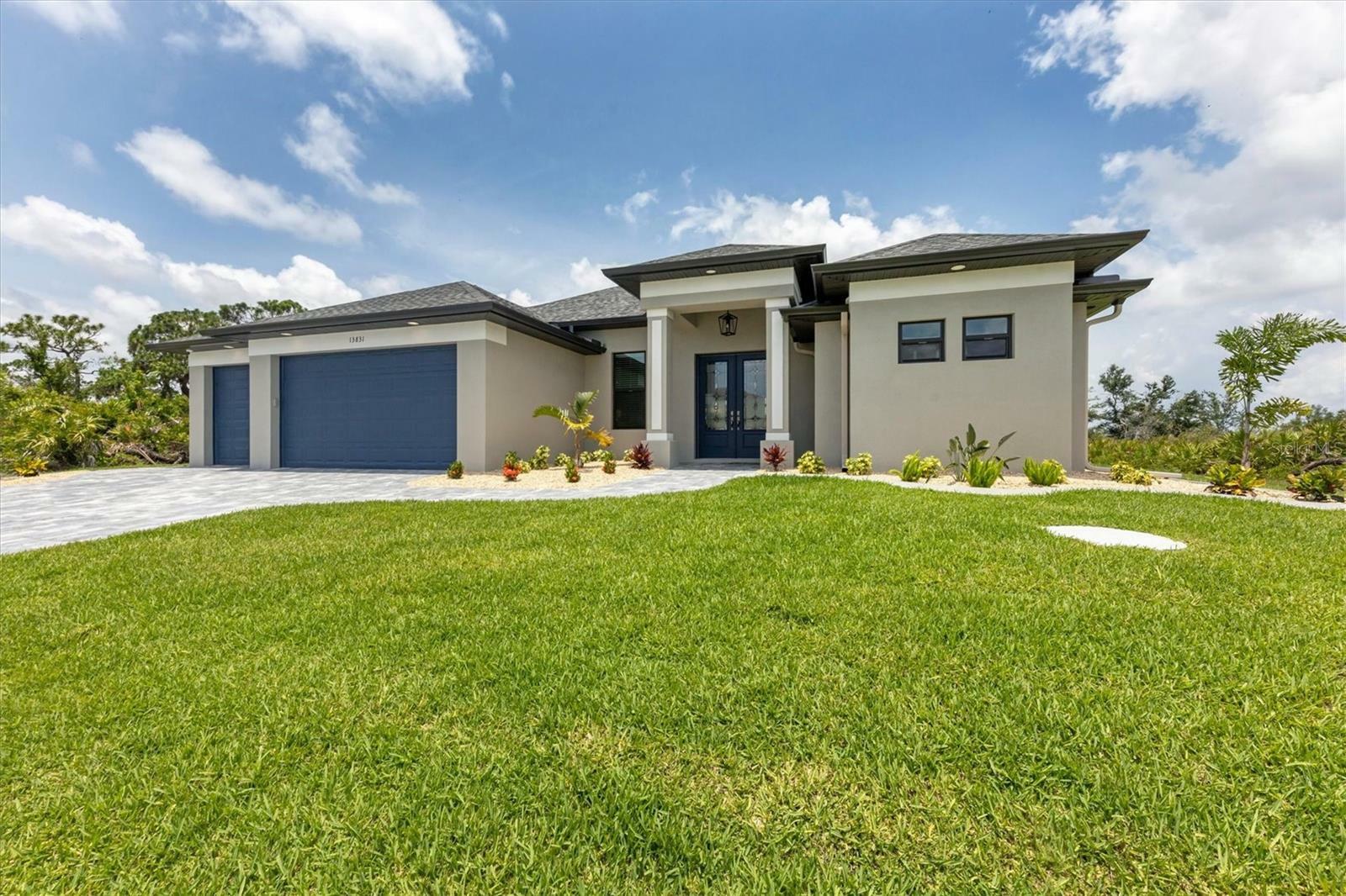 Property Photo: 13831 Begonia Circle FL 33981