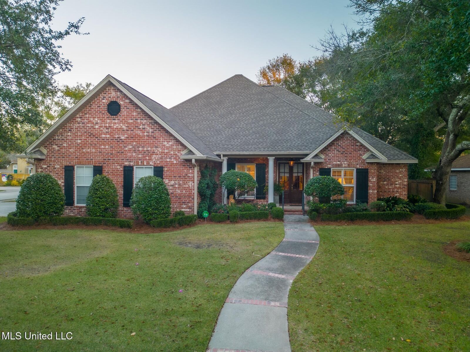 Property Photo:  420 Chablis Lane  MS 39531 