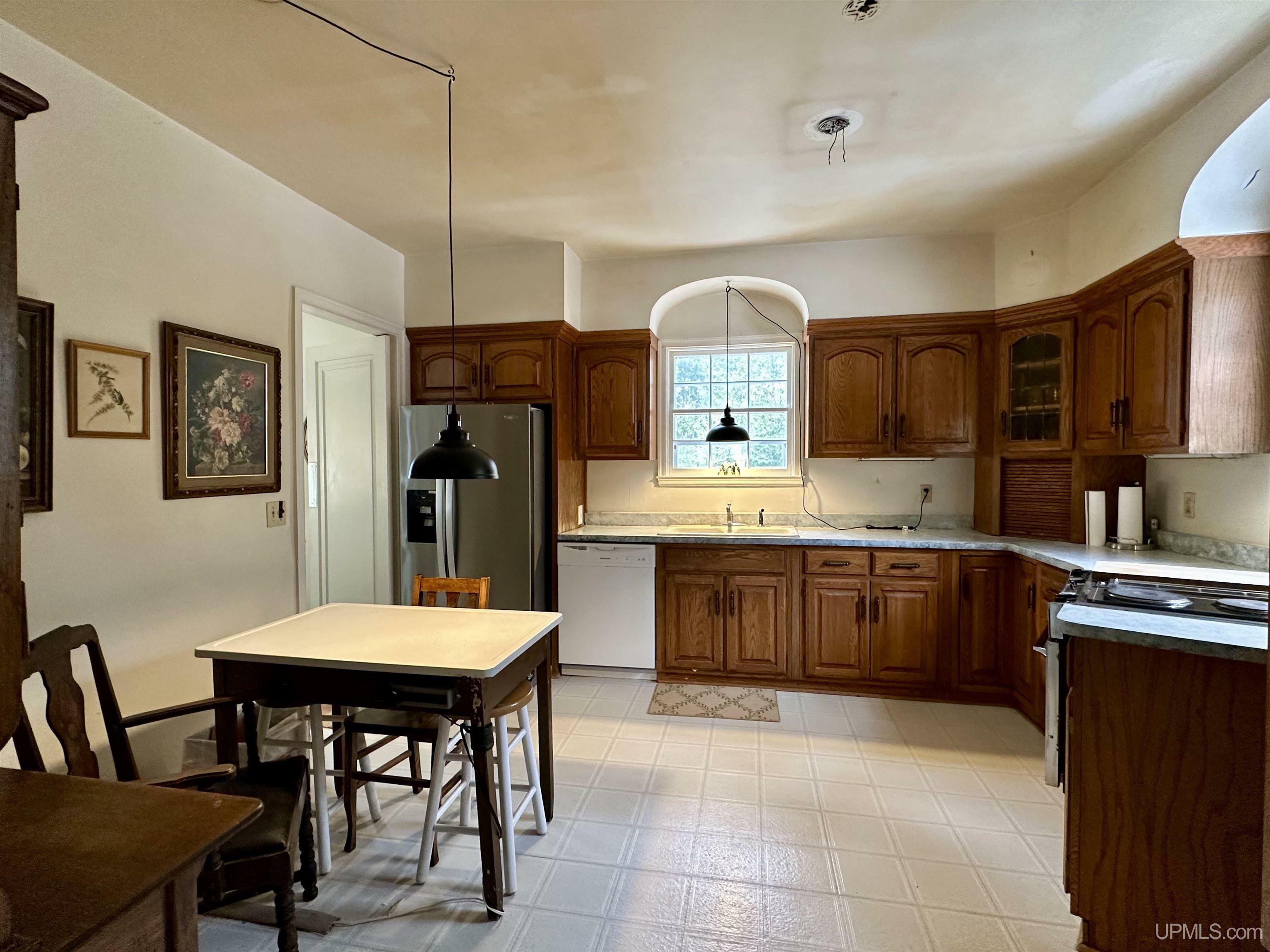 Property Photo: 500 Lakeshore Drive MI 49953