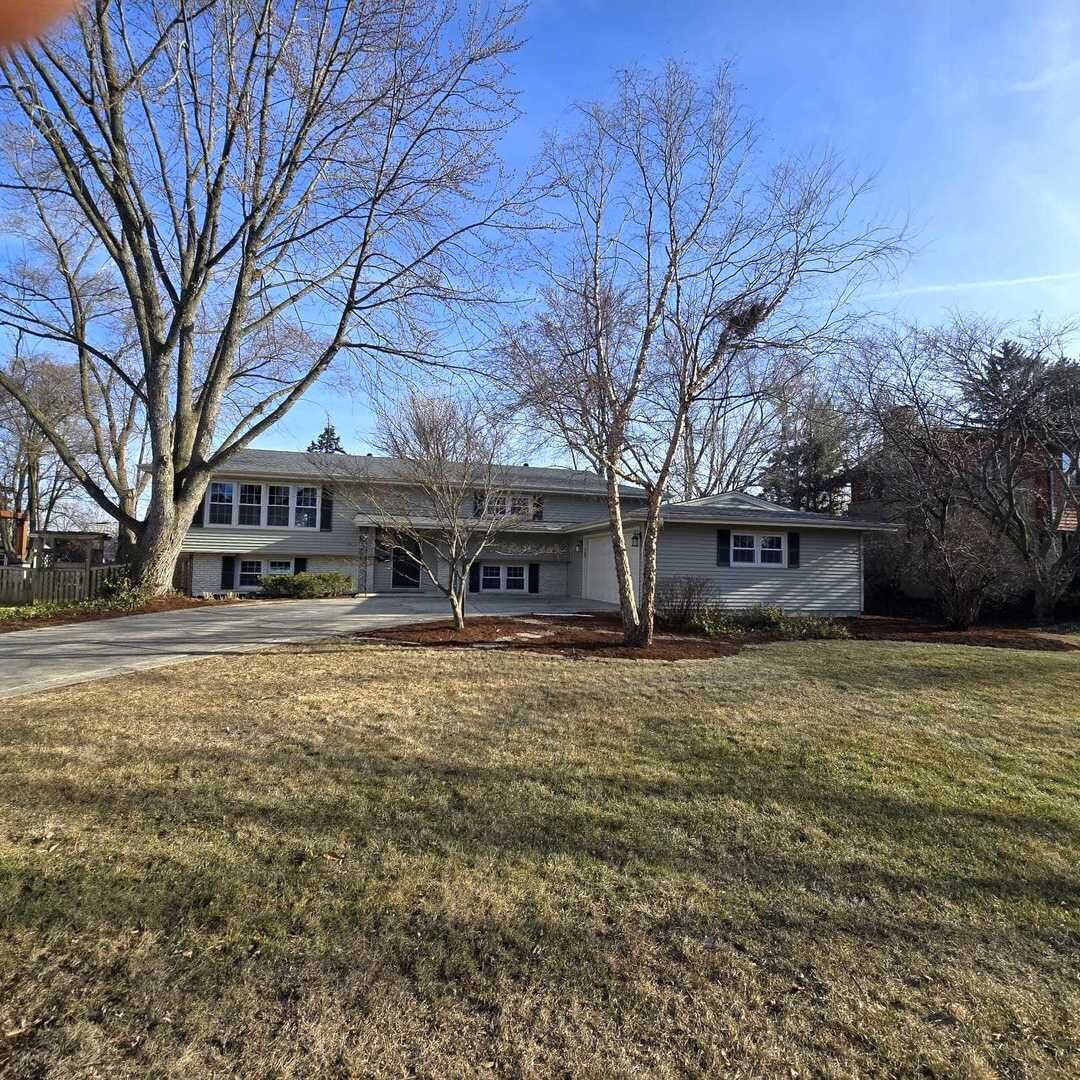 Property Photo: 450 W Gartner Road IL 60540