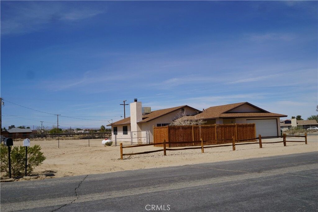 Property Photo: 4818 Round Up Road CA 92277