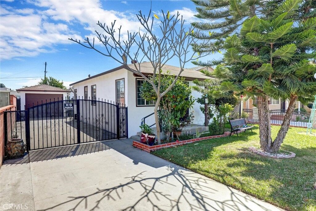 Property Photo: 11412 Rives Avenue CA 90241
