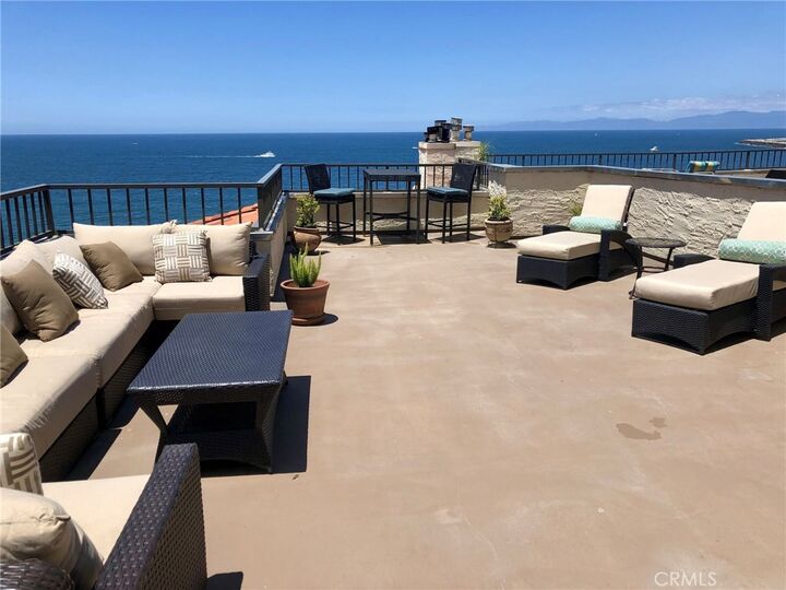 Property Photo: 555 Esplanade 517 CA 90277