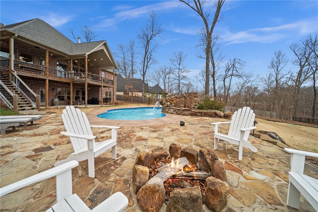 Property Photo:  1507 Notre Dame Court  AR 72719 