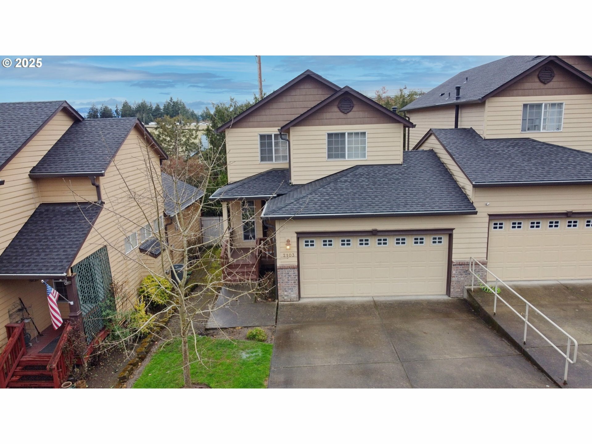 2103 NE 137th Ct  Vancouver WA 98684 photo