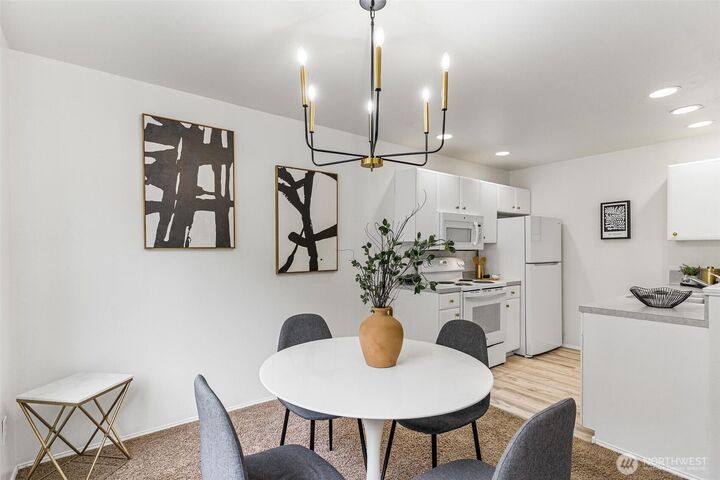 Property Photo:  6525  200th Street SW 101  WA 98036