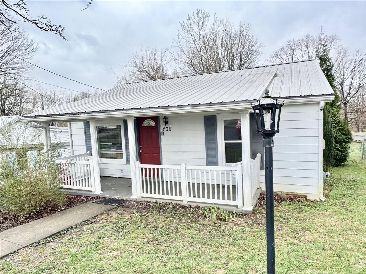 Property Photo:  406 Cedar Street  KY 42330 