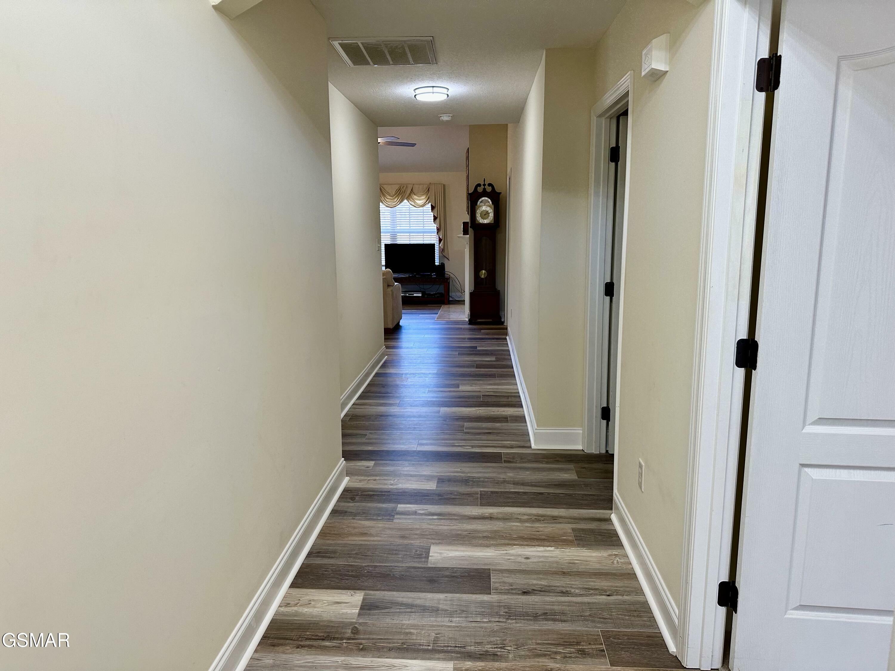 Property Photo: 118 River Garden Court Court TN 37862