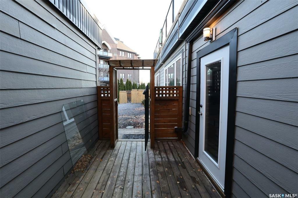 Property Photo: 1651 Anson Road 6 SK S4P 0E1