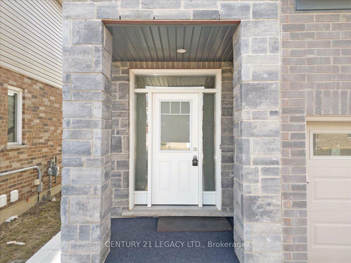 Property Photo: 83 Beauchamp Drive ON N1S 0B9