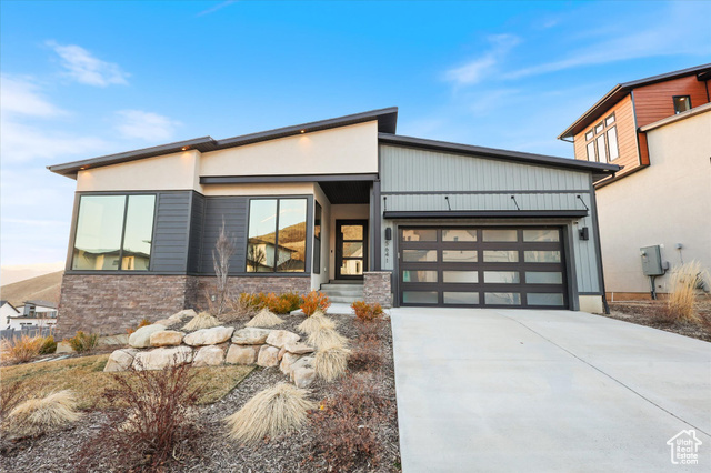 Property Photo: 5641 N Canyon Rim Rd UT 84043