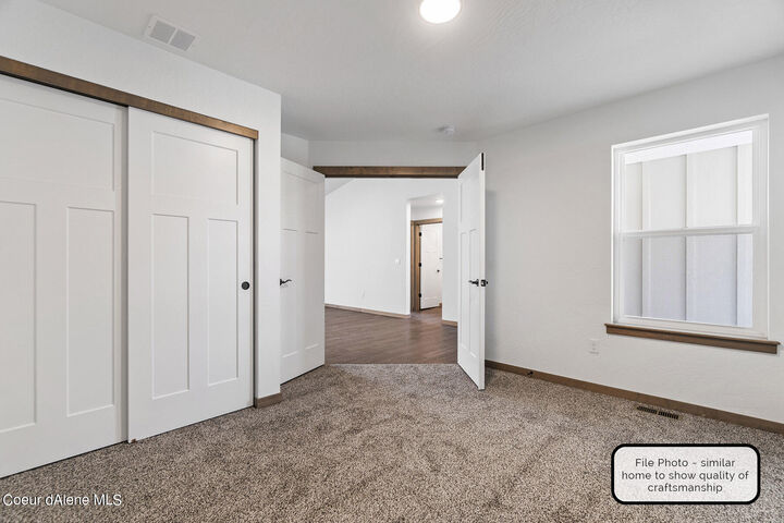Property Photo:  936 E Valley St S  ID 83822 