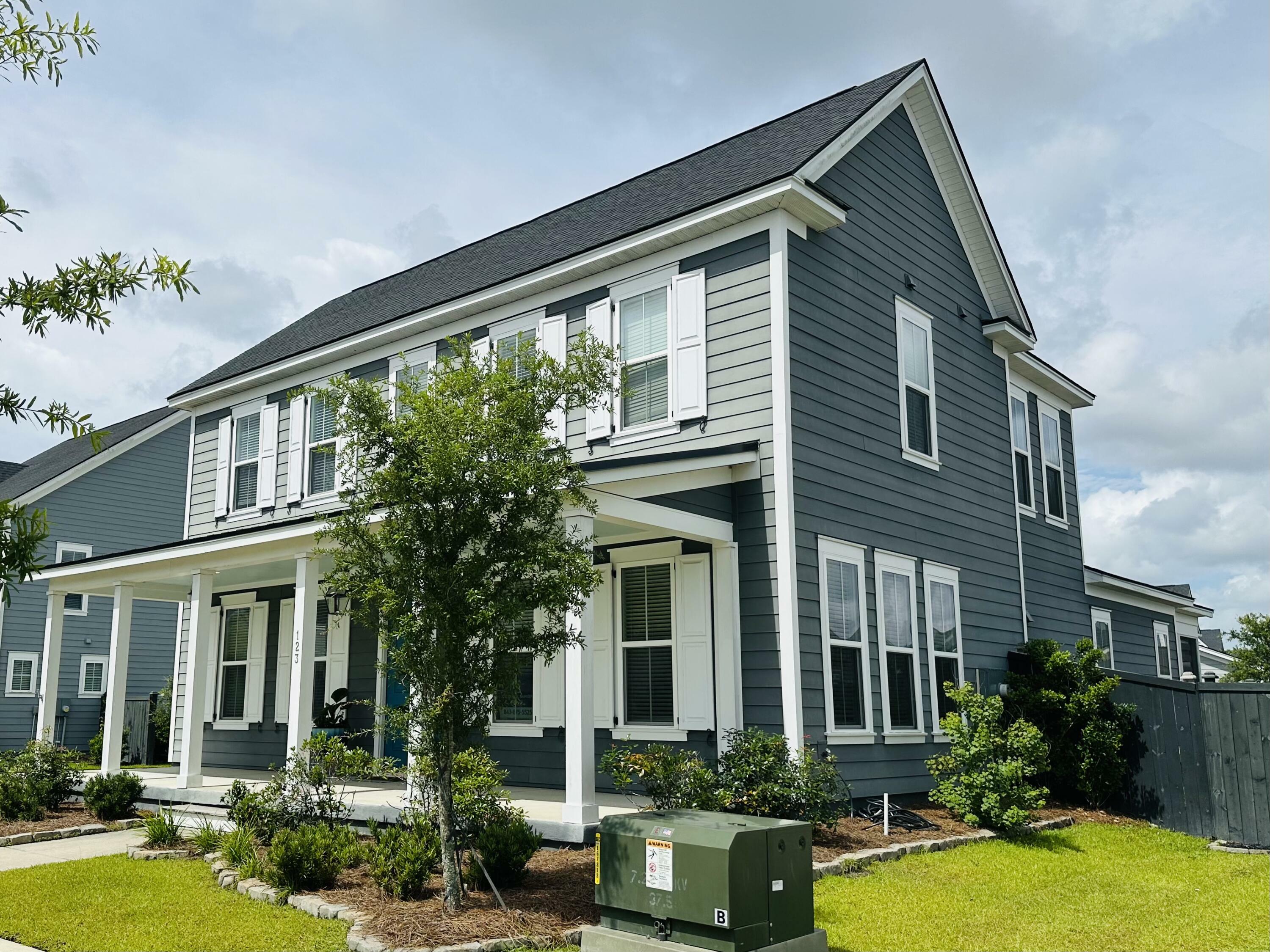 Property Photo: 123 Hewitt Street SC 29486