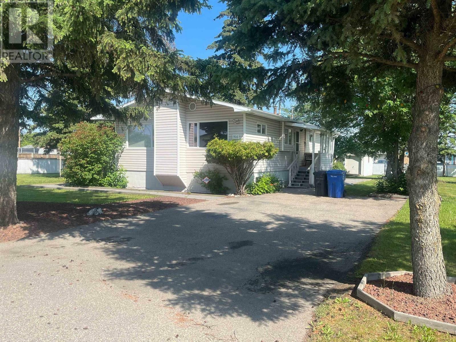 9016 101 Avenue  Fort St. John BC V1J 2A6 photo