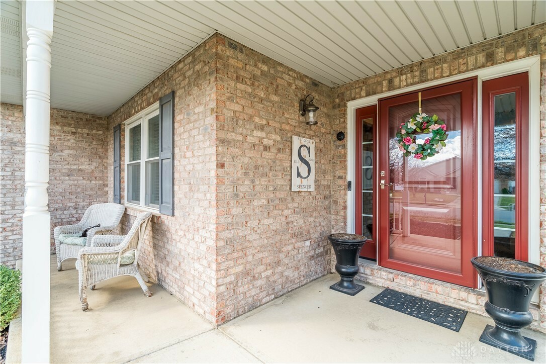 Property Photo: 120 Fox Harbor Drive OH 45373