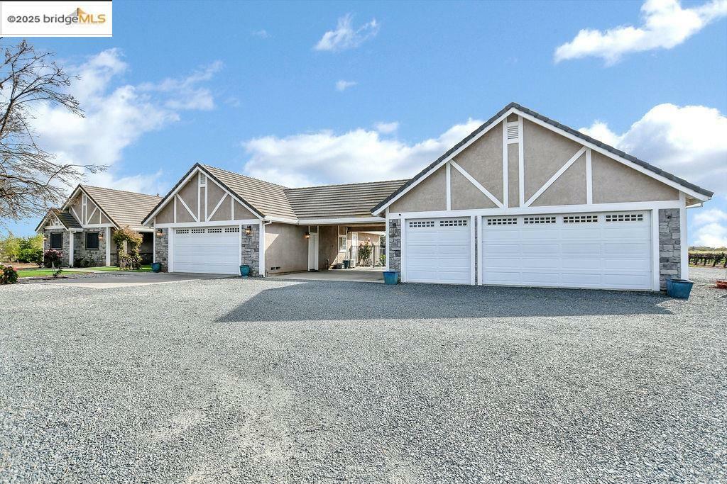 Property Photo: 6170 Sellers Ave CA 94561
