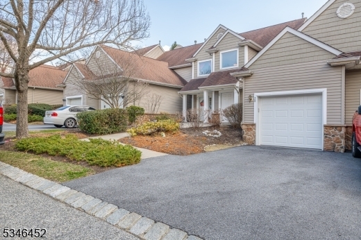 Property Photo: 28 Bourne Ci 28 NJ 07419