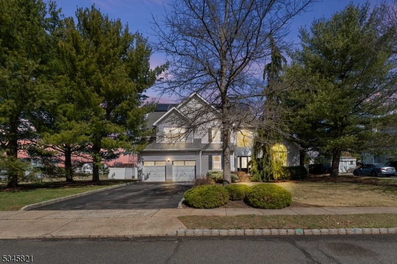 19 Meadow Hills Dr  Franklin Twp. NJ 08873 photo