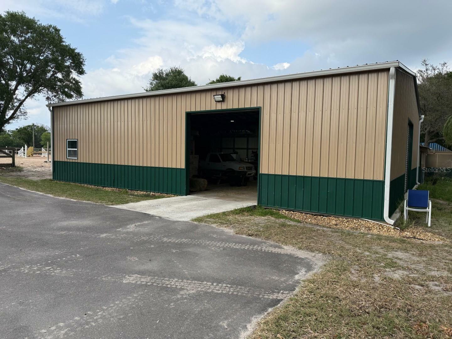 Property Photo:  16315 McGlamery Road  FL 33556 