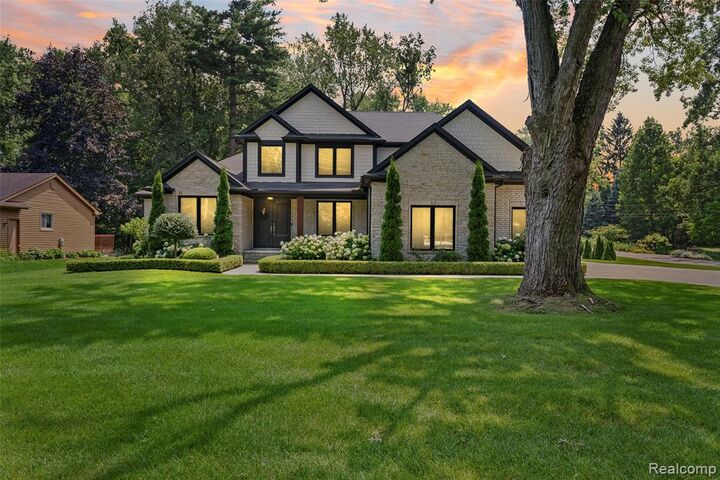 29135 Scotten Street  Farmington Hills MI 48336 5565 photo