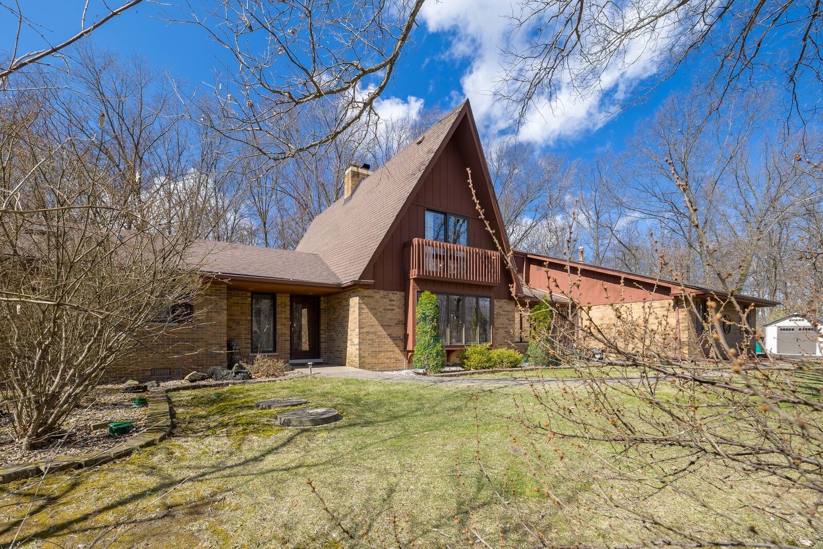 Property Photo: 1815 E Notre Dame Avenue IL 60417