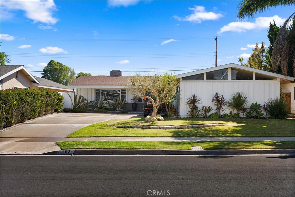 Property Photo: 3252 Michigan Avenue CA 92626
