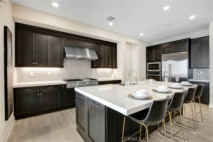 114 Source  Irvine CA 92618 photo