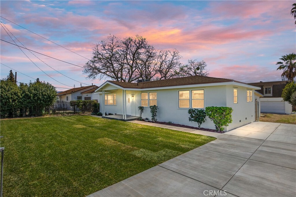 Property Photo: 31727 Avenue E CA 92399