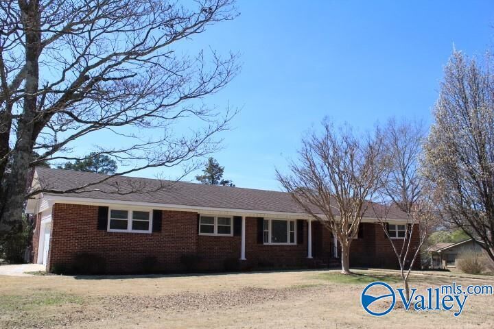 Property Photo:  705 11th Avenue NW  AL 35016 