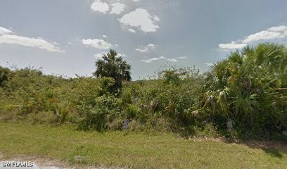 Property Photo: 227 Morrow Street FL 33954
