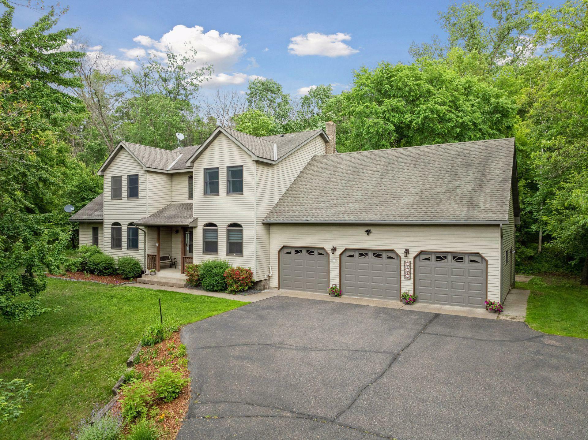 Property Photo: 413 210th Avenue WI 54025
