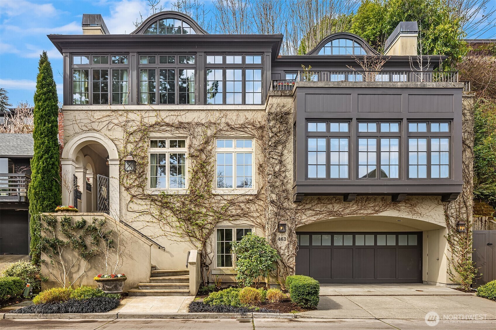 Property Photo: 463 39th Avenue E WA 98112