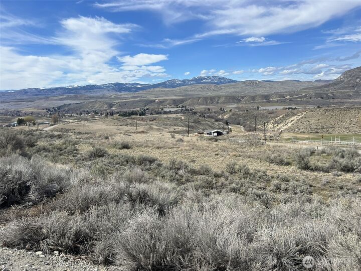 Property Photo:  4  Valley View Road  WA 98855 