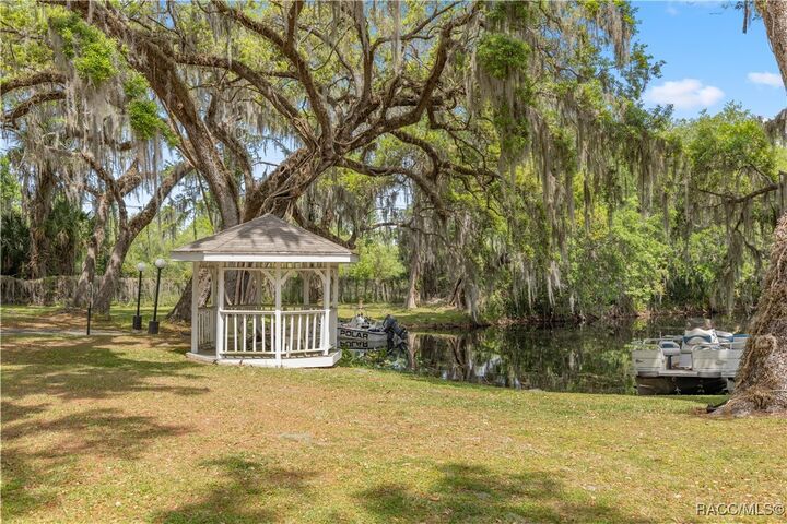 Property Photo:  1212 Cypress Cove Court  FL 34450 