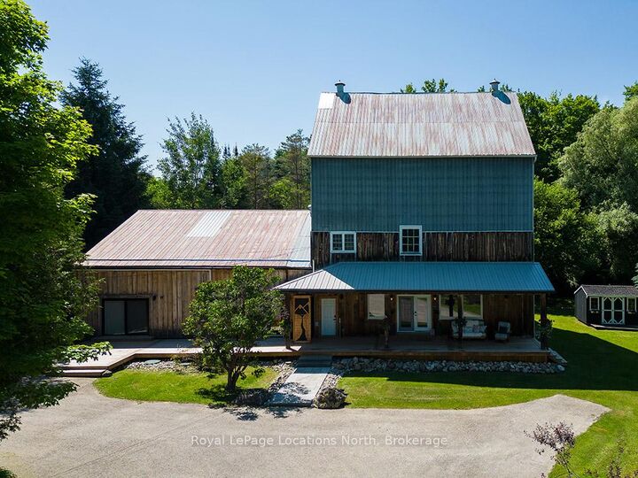 Property Photo:  48 Durham Street  ON N0C 1E0 