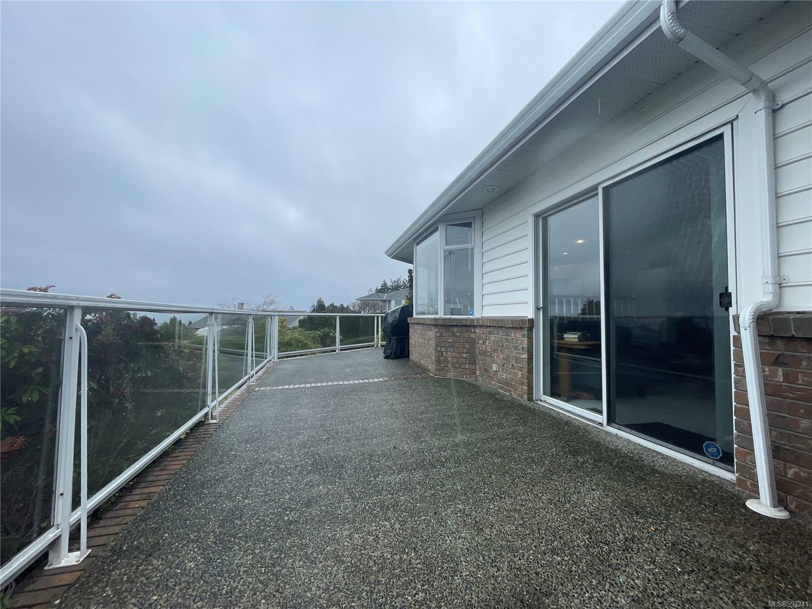 Property Photo: 6248 McGirr Rd BC V9V 1C3