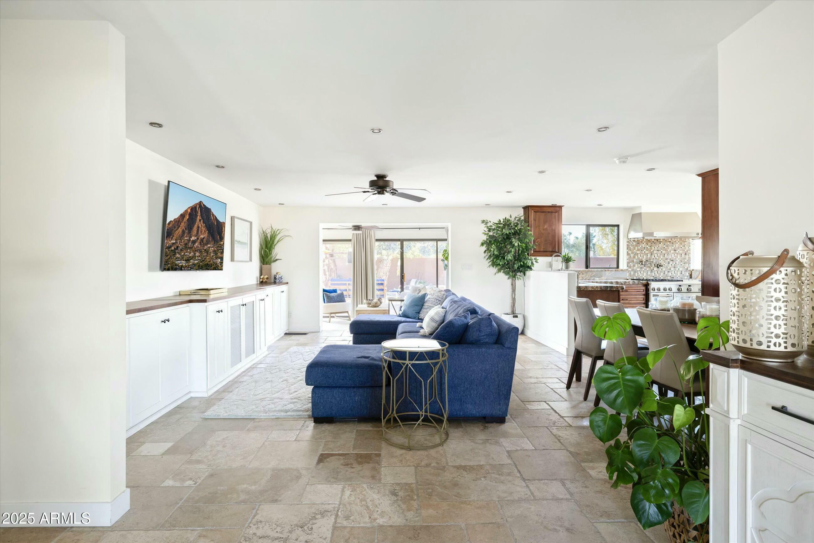Property Photo: 13802 N 64th Place AZ 85254