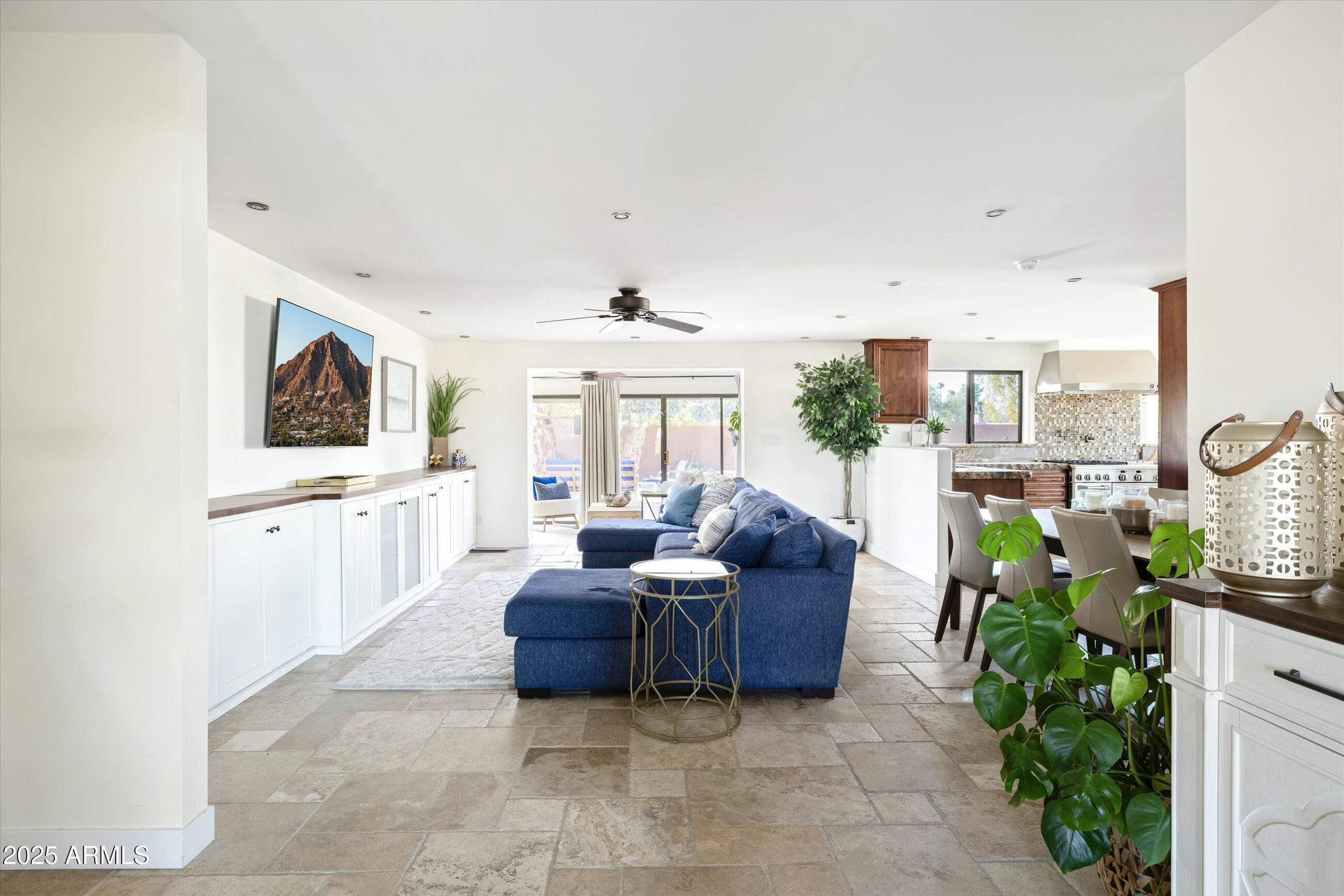 Property Photo: 13802 N 64th Place AZ 85254