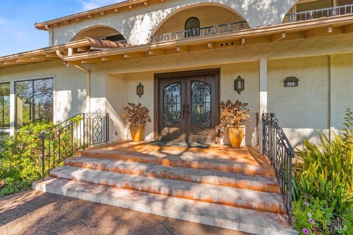 Property Photo: 595 Michael Drive CA 95476