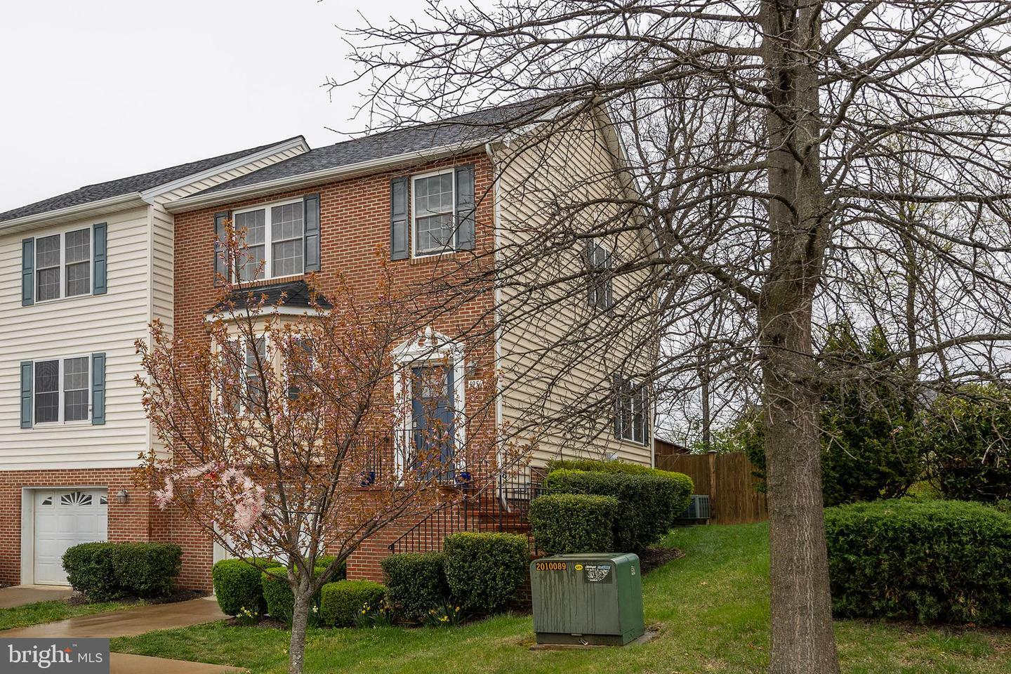 Property Photo: 1956 Cidermill Lane VA 22601