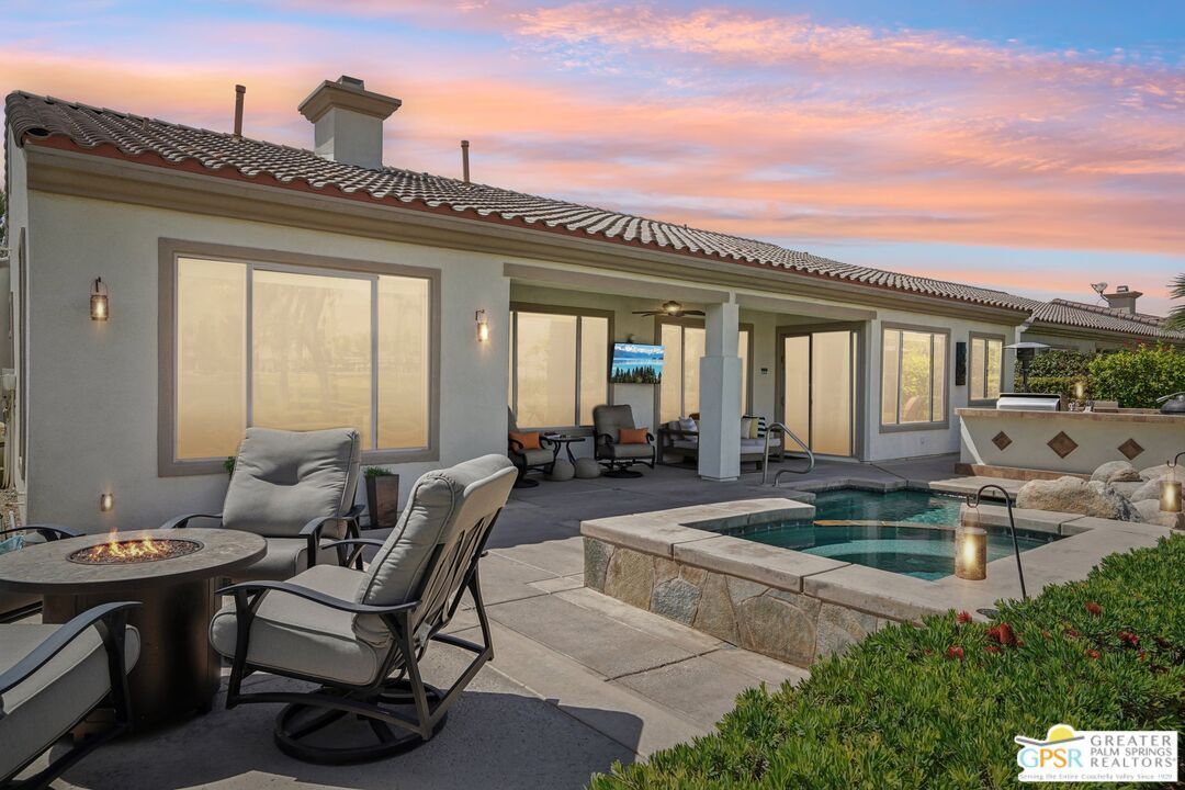 Property Photo:  81206 Avenida Sombra  CA 92203 