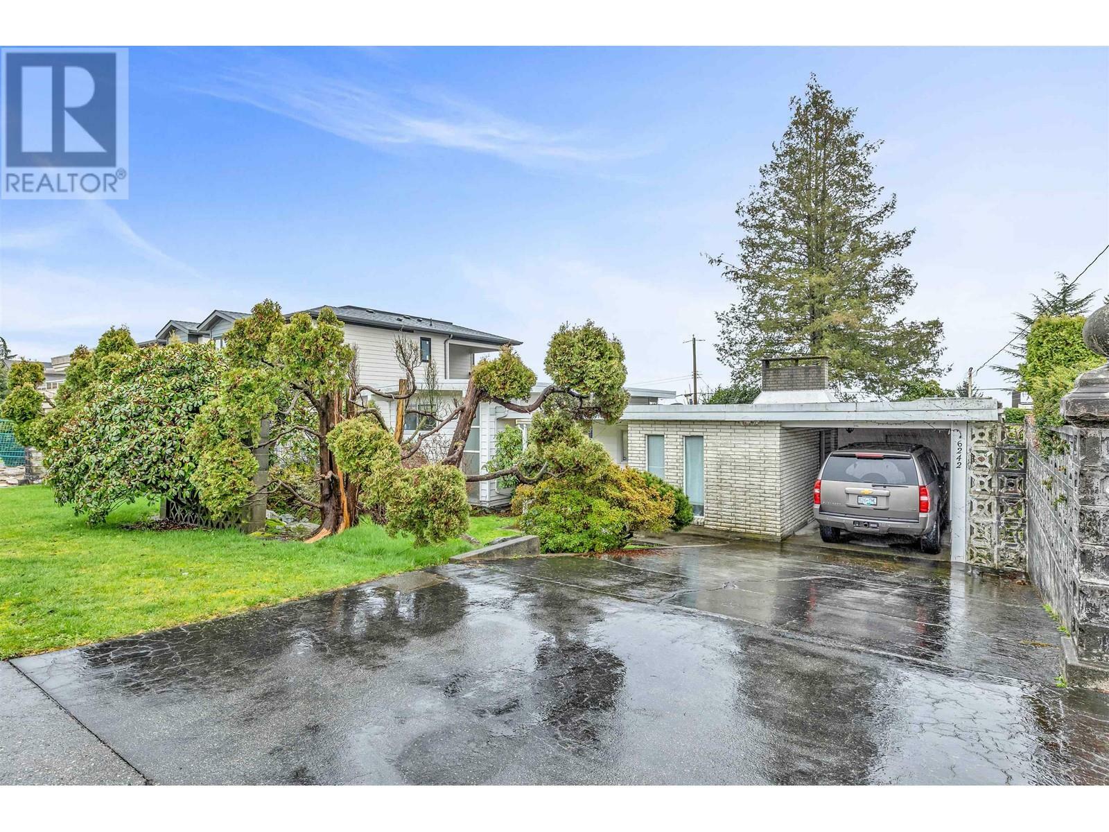 Property Photo: 6242 Kitchener Street BC V5B 2J4