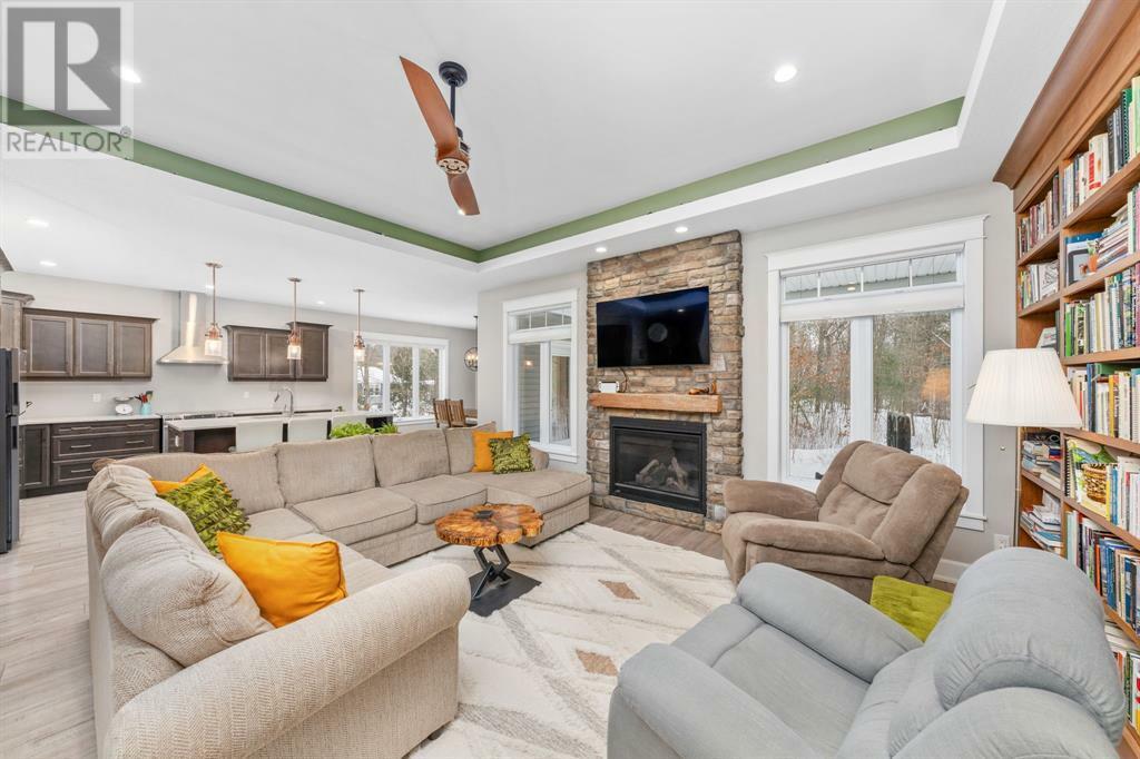 Property Photo: 9934 Nipigon Street ON N0M 2L0